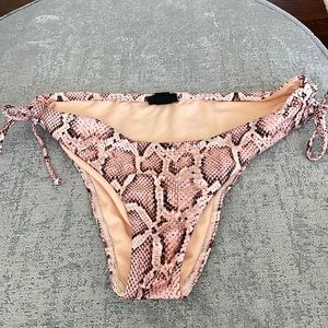 L.A. hearts bikini bottom